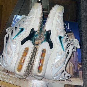 Kids Nike air max size 5.5Y